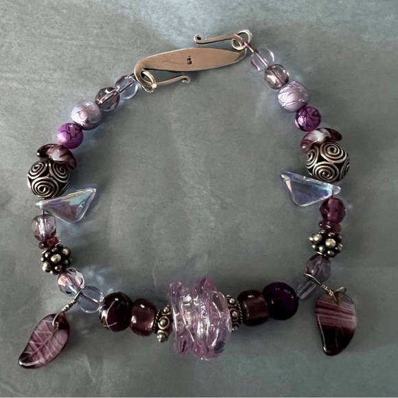 Vintage Sterling Purple Beaded Bracelet in Excellent condition - Picture 2 of 8